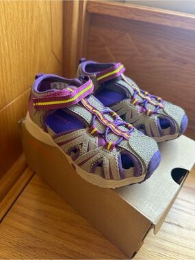 Kids Merrell Purple and Gray Hydro Jr Sandals - NWT 8.5W